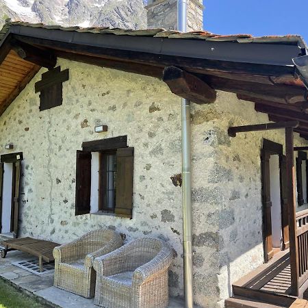 L'Atelier Du Temps - Baita Grandes Jorasses Montita Exterior photo